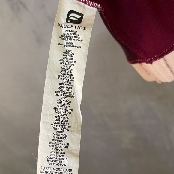 Fabletics Luana Midi Sports Bra 2 Tone sz. Small - Picture 9 of 9